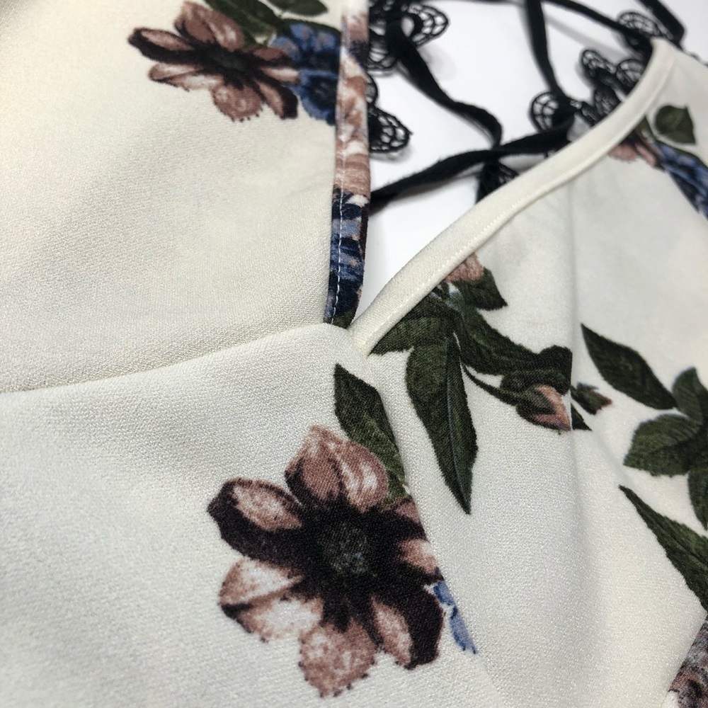 NEW Mode Boho Floral Bell Sleeve Lace-up Crisscross Back Hippie Sexy Crop Top - Picture 8 of 14